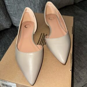 JOURNEE COLLECTION Beige Pointed Toe D’Orsay Flats | Size 8.5 | Brand New